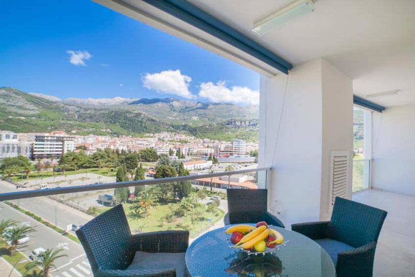 Exclusive Budva Stay Steps From the Beach - One Bedroom Apartment with Balcony - foto 19