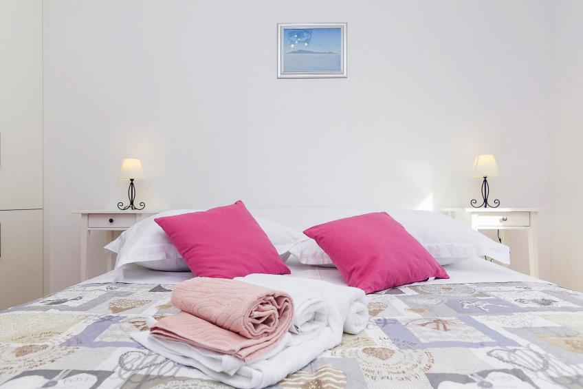 Schönes Steinhaus mit beheiztem Pool, Terrasse mit Meerblicl in ruhige Lage - foto 40