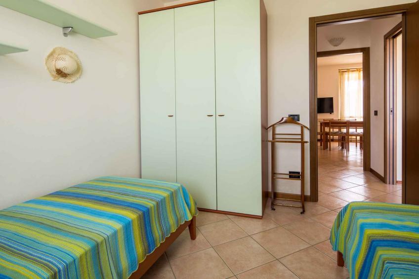 Vakantiewoning nabij het centrum met zwembad, airconditioning, parkeerplaats - VW-M5D4P - foto 19