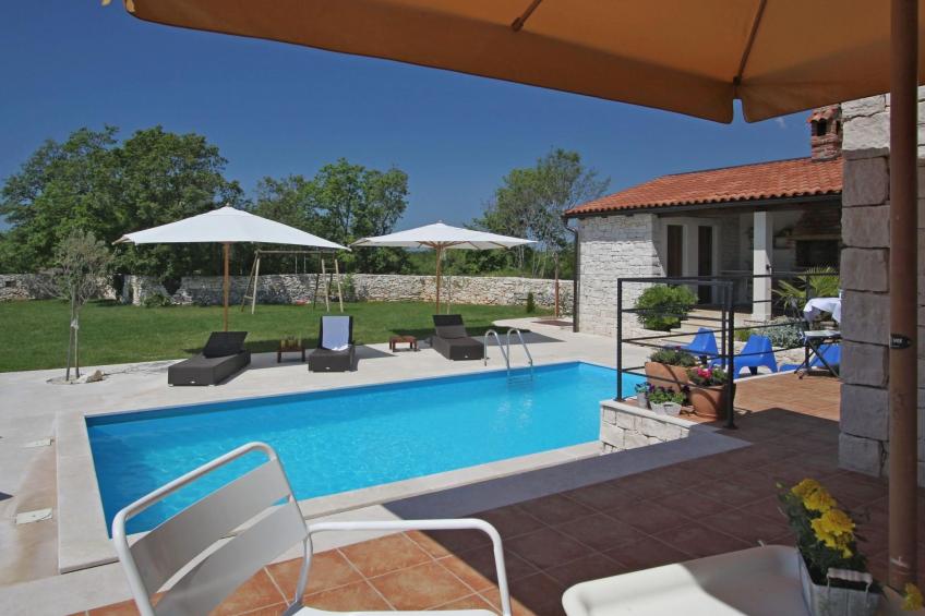 Charmante Villa Histra mit Pool und großem Garten - foto 10