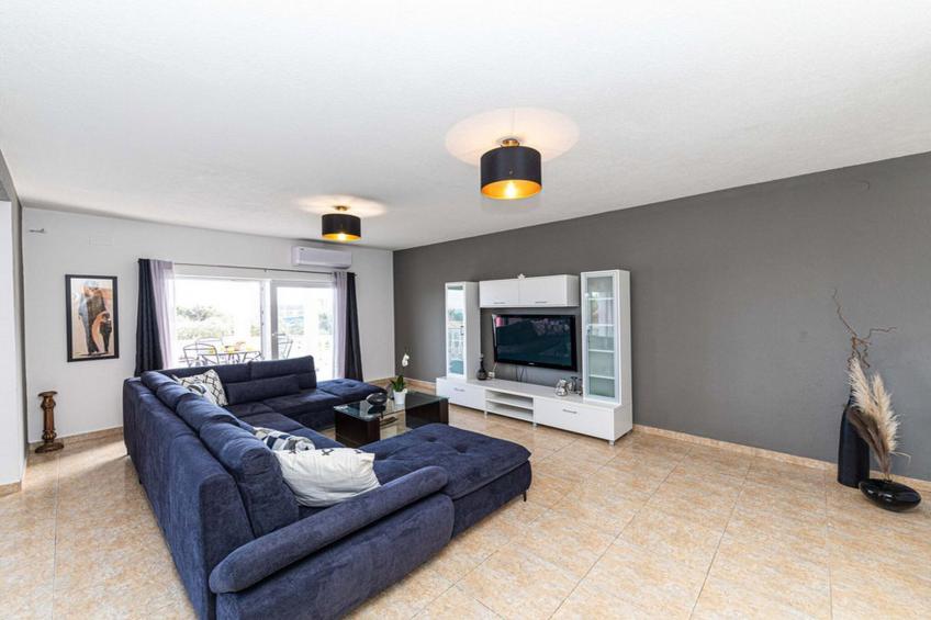 Exquisite Spacious Villa Bufaline with Pool and Gym - Eight Bedroom Villa with Pool and Gym - foto 2