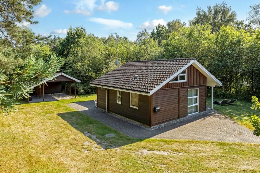 "Angantir" - 4.8km from the sea