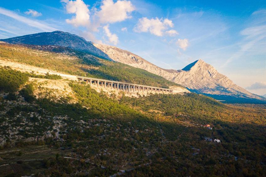 Stipanovi Dvori mit Bergblick - foto 14