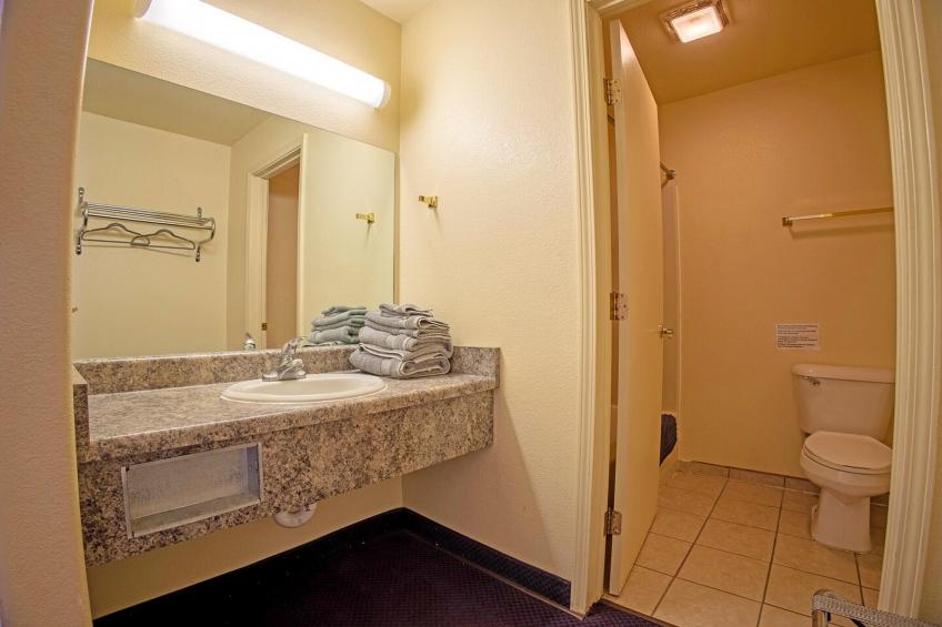 2 Queen Beds Non-Smoking - foto 21