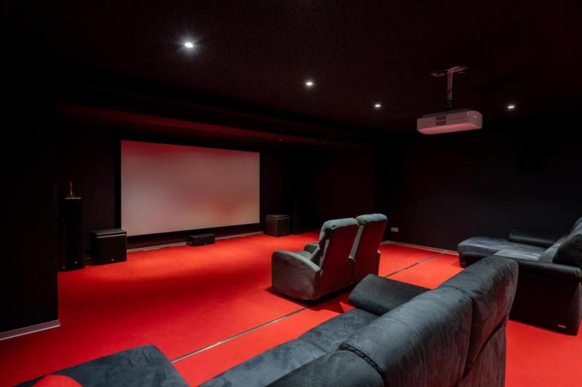 Villa avec piscine chauffée spa salle sport et cinéma - foto 7