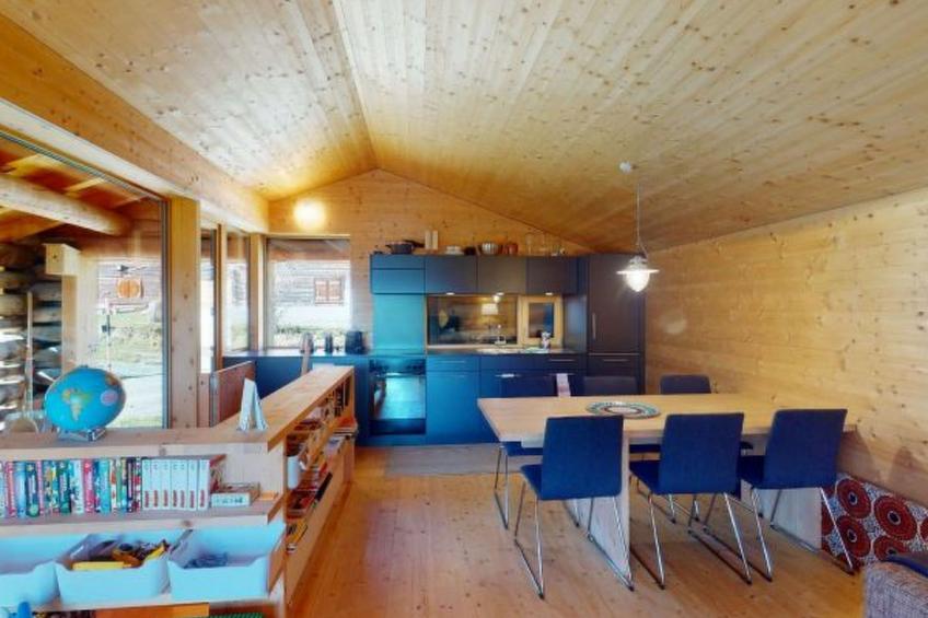 Alphütte-Maiensäss Mutten