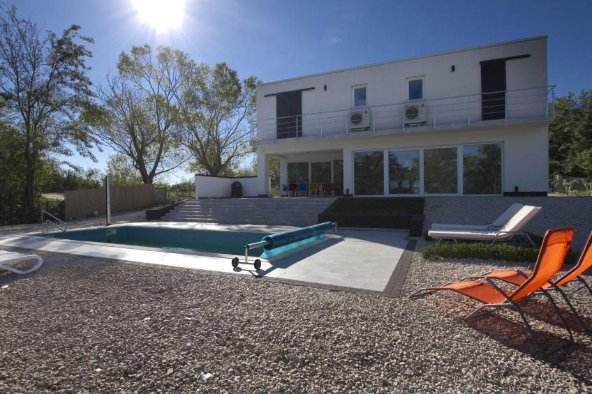 Villa mit Pool - foto 6