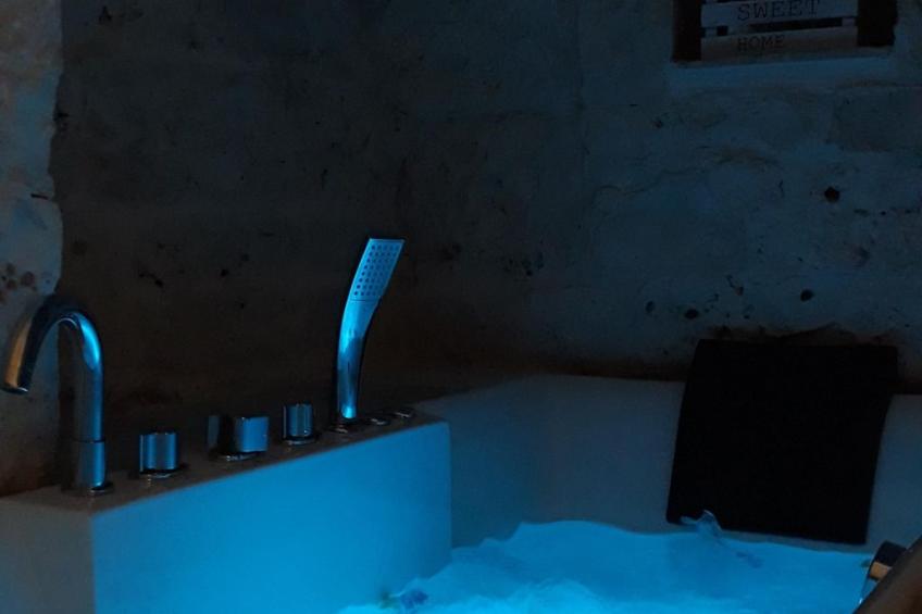 Rundes Steinhaus mit Whirlpool - foto 5