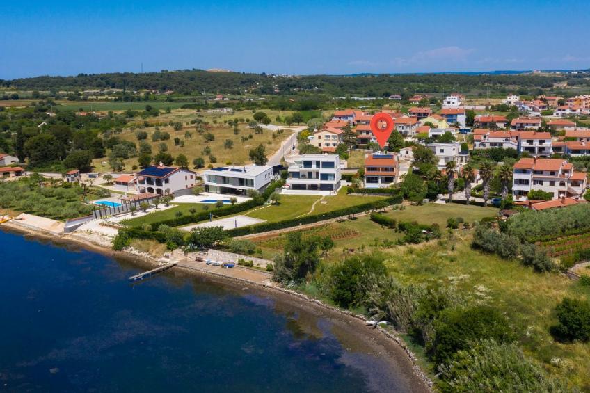 in Pomer mit privatem beheizten Pool und Meerblick - foto 45