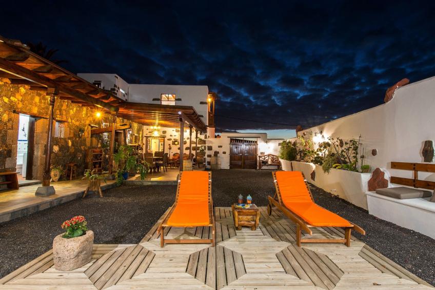 Exklusives Landhaus mit Garten und überdachter Terrasse sowie schöner Aussicht - foto 15