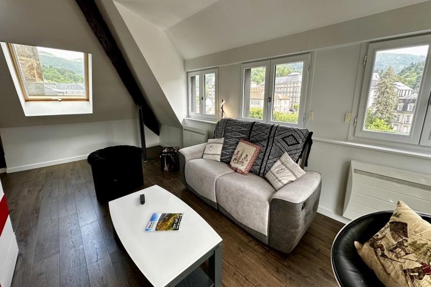 Les Etrangers 402 - La Bourboule - foto 5