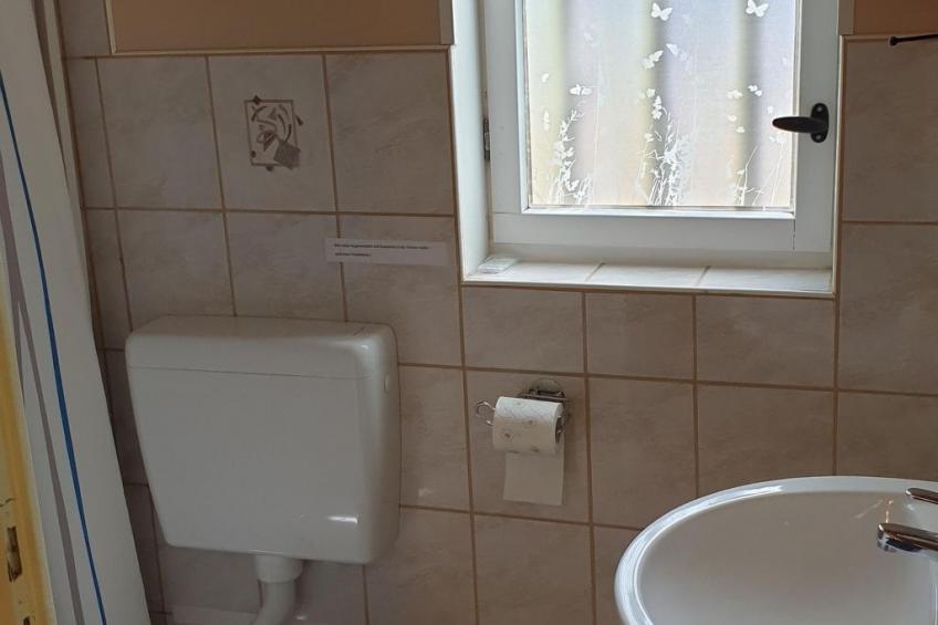 Holz-Bungalow mit Terrasse - foto 8