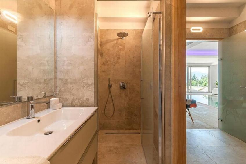 Villa Montefalcone, Außen- und Innenpool - foto 25