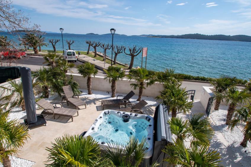 Surtini Villa Orebić Jakuzi Erste - foto 36