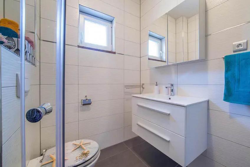 Holiday Home J&D No.2-Nine Bedroom House with Pool - foto 17