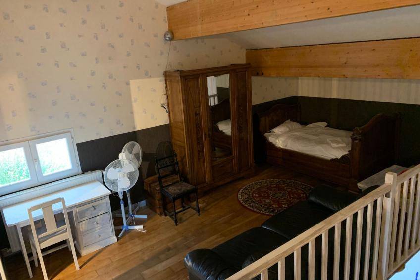 Aube-sur-la-Vallée, weitläufig mit Blick auf das Tal - foto 18