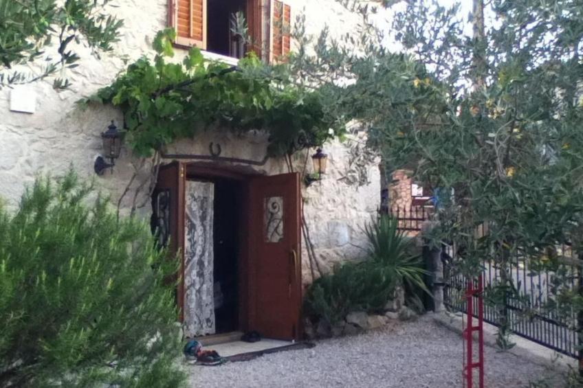 Insel Krk - Restauriertes  Steinhaus