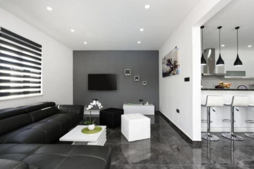 Villa Mare with heated pool and gym - foto 19