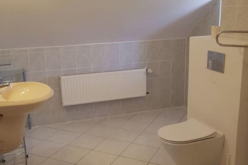 Dachgeschosswohnung in Zarnowska mit Panoramablick - foto 11