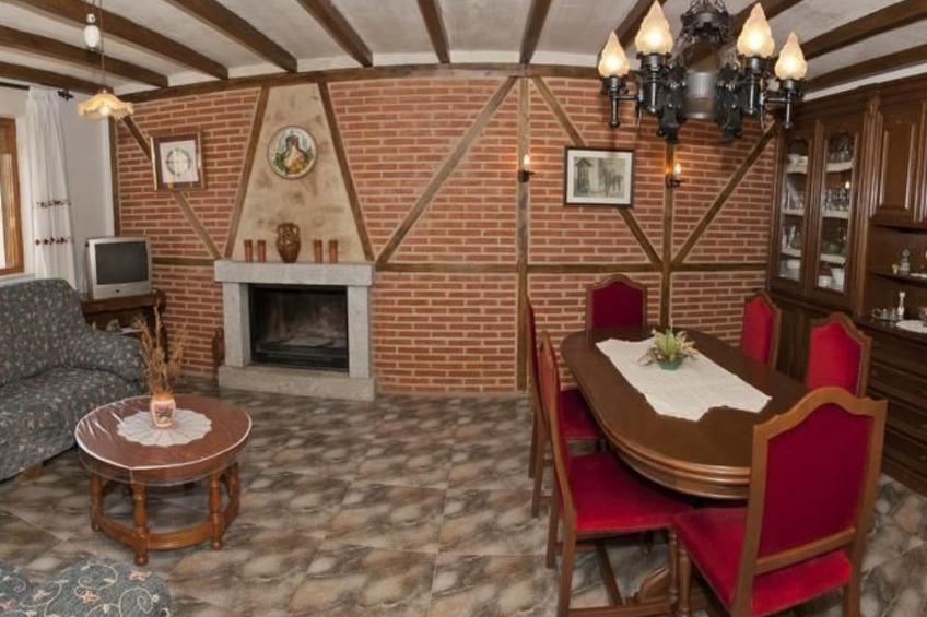 Sehr gepflegtes Ferienhaus im typisch spanischen Stil mit Garten, zwei Terrasse - foto 33