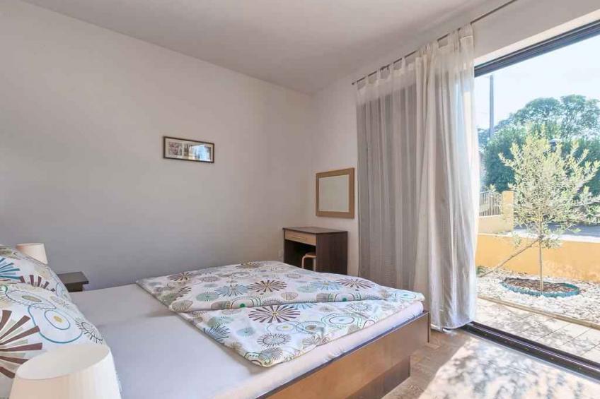 Holiday apartment with terrace and air conditioning - BF-Y93G - foto 15