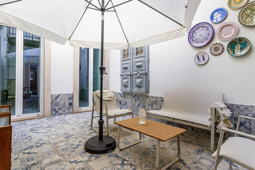 TaviraBliss Garden Apartment