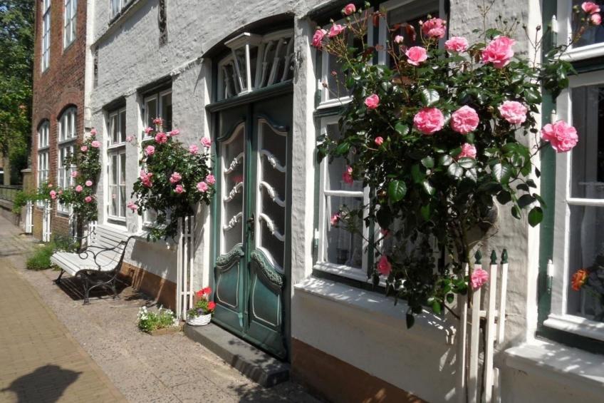 in Friedrichstadt mit Garten