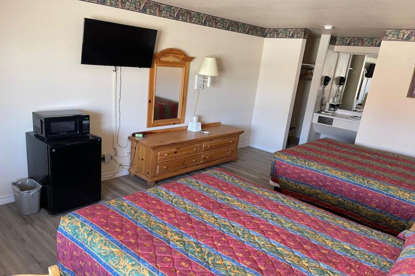 2 Queen Beds with Kitchenette Non-Smoking - foto 12