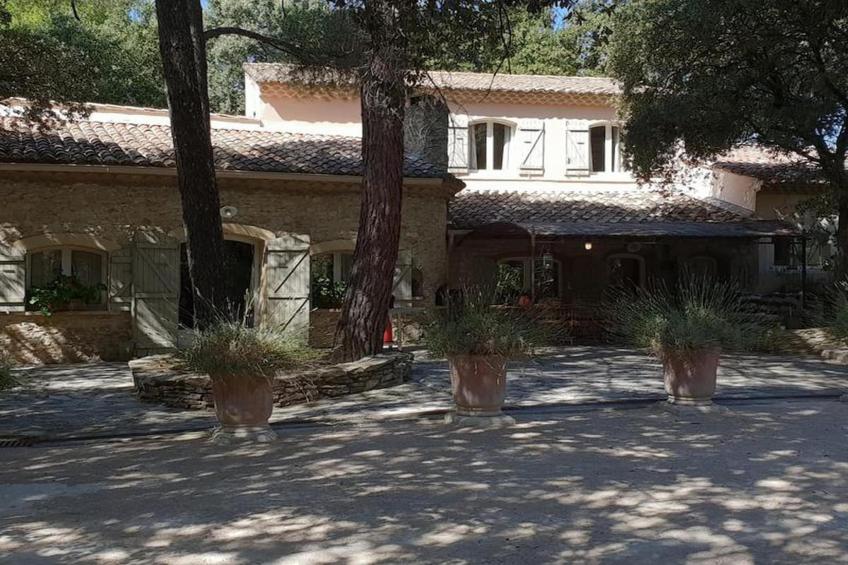 Villa cadre idyllique et reposant avec piscine - foto 6