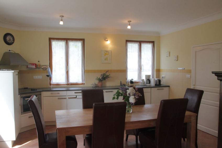 Hochwertiges Haus mit Terrassenblick auf die Berge - foto 11