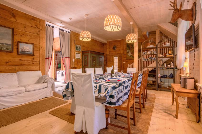 Bursztynowy Dwór - foto 7