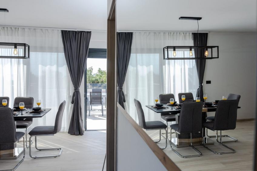 Villa Infinity - Six Bedroom Villa with Swimming Pool and Hot Tube - foto 14