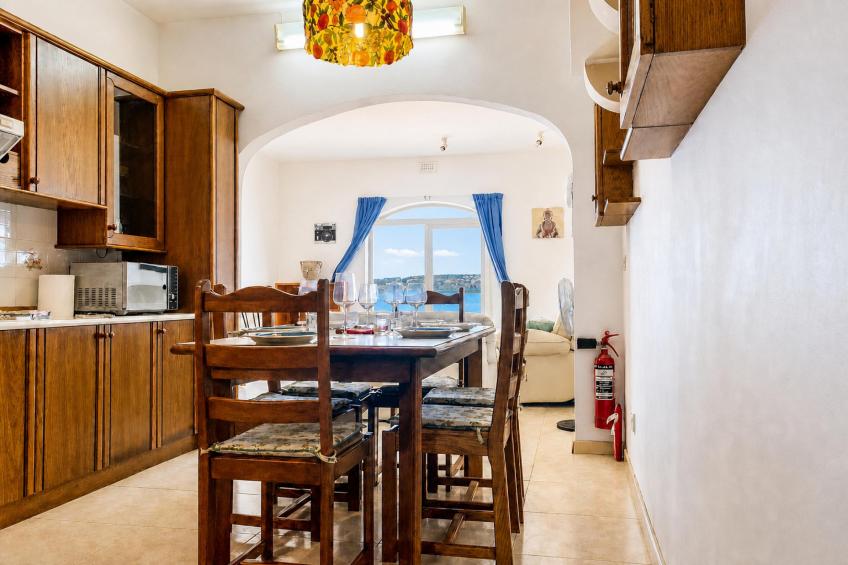 Seafront apartment in Gozo, Marsalforn - foto 16