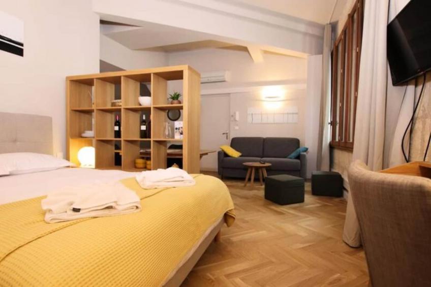 Superbe Appartement Typiquement Bordelais En Hypercentre Pour 4 Personnes - foto 2