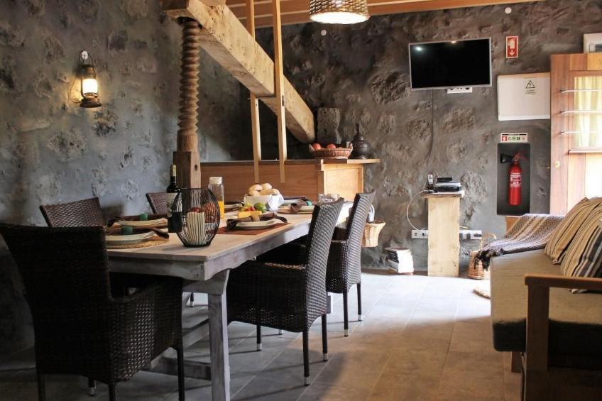 "Vinea Lava" mit Blick auf das Wasser - foto 18