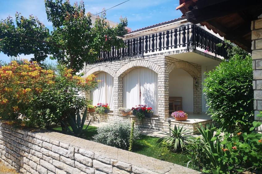 Apartments Snježana Carev  - Studio Apartment with Terrace A-1 - foto 26