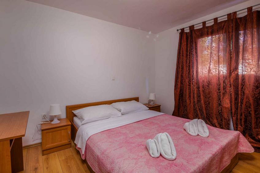 Vakantiewoning in het centrum van Njivice - BF-4XVK6 - foto 13