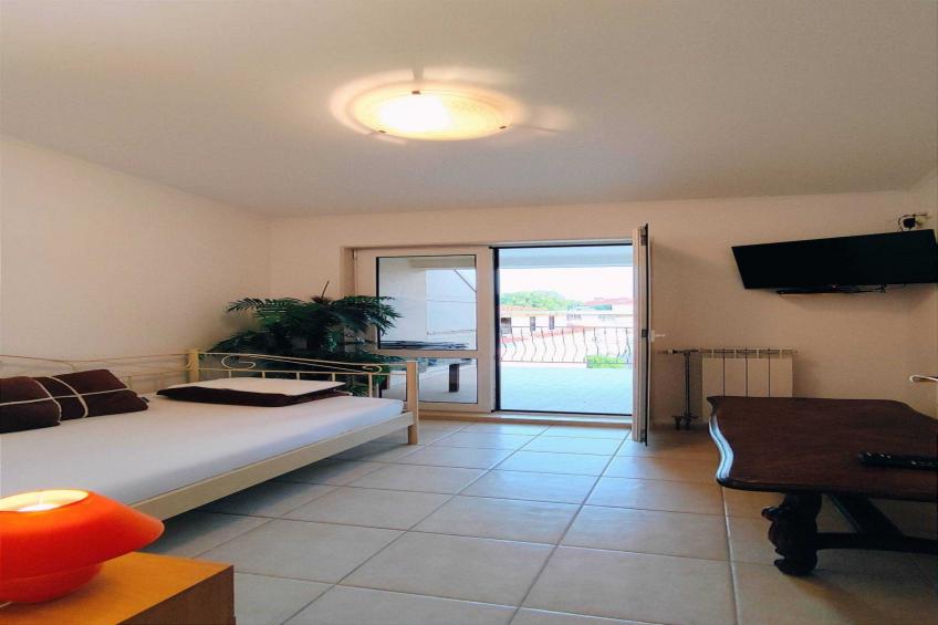 Kastel Stafilic Comfortable Apartments - Three Bedroom Apartment with Terrace