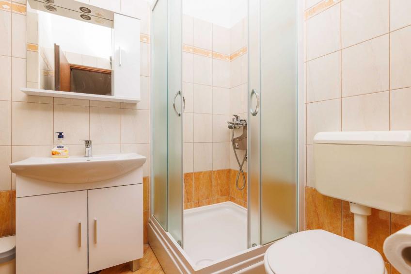 Wonderful Krk Island Stay: Shared Pool, Grill Patio, and Nearby Beaches - Two Bedroom Apartment - foto 8