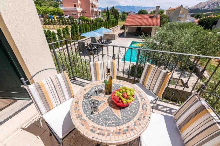 Holiday apartment with shared swimming pool - BF-5JP9B