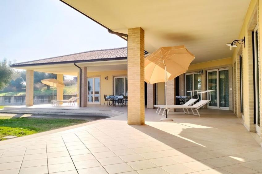 Schoene Appartment mit panoramische Blick - foto 13