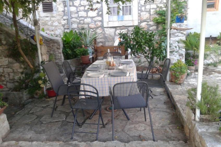 in Zlarin mit Schönem Garten - foto 16