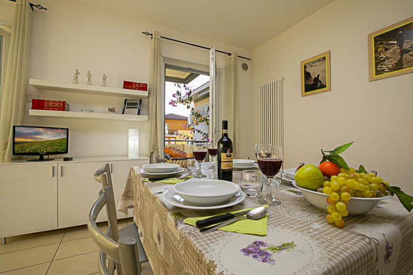 Torbole Relax, Pool & Balcony Apartment - foto 9