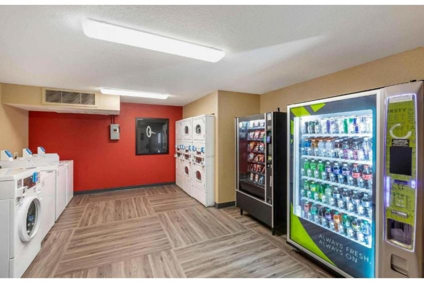 1 Queen Bed | Non-Smoking, Kitchen - foto 44