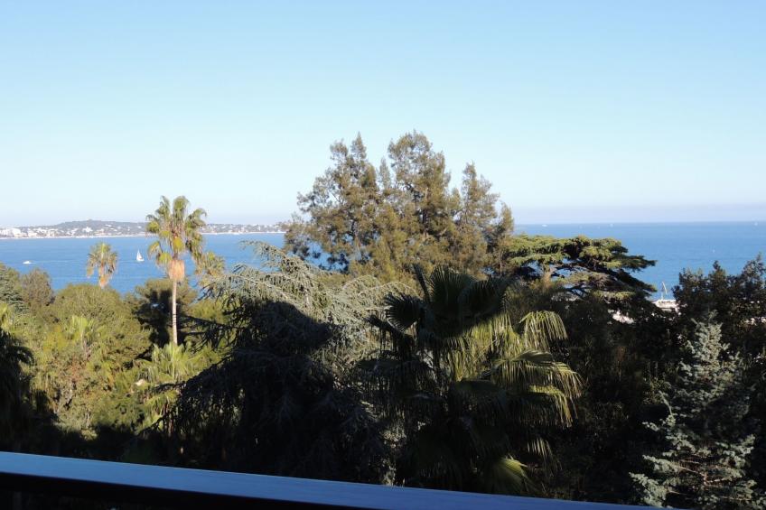 Studio Vue mer standing proche Cannes - foto 13