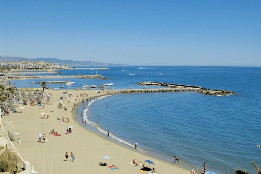 3-Bedroom Apartment with Sea & Mountain Views - foto 31