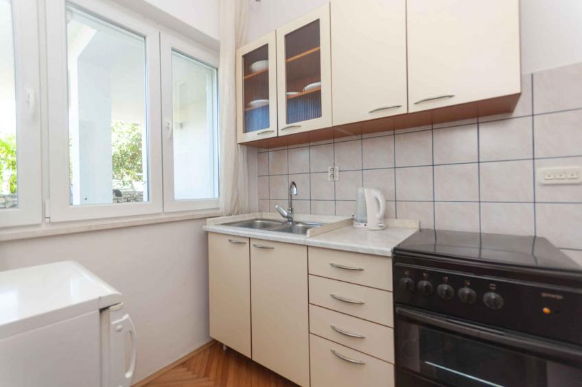 Appartement de vacances avec internet, air conditionné, chauffage, barbecue, ping-pong, amarrage - BF-KWP3C - foto 13