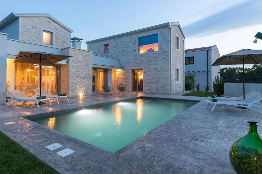 Villa mit Klimaanlage und Pool - BF-Z3864 - foto 12