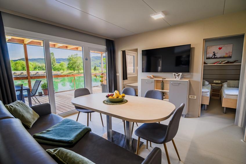 Lakeside Luxury Retreat Mobile Homes with Thermal Riviera Tickets - Three Bedroom Mobile Home  15\/015 - foto 2