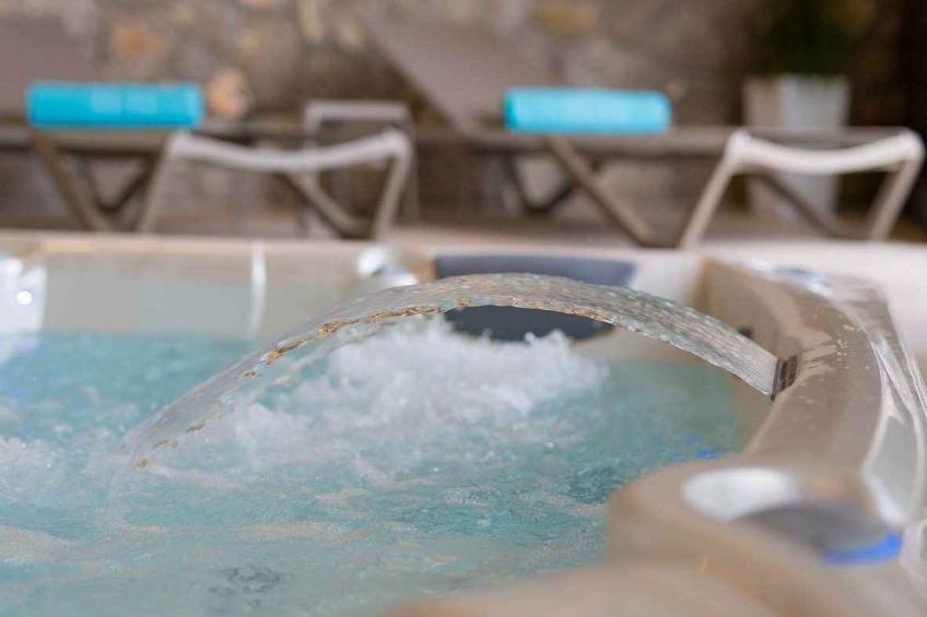Villa mit Klimaanlage und Pool - BF-N6H27 - foto 6